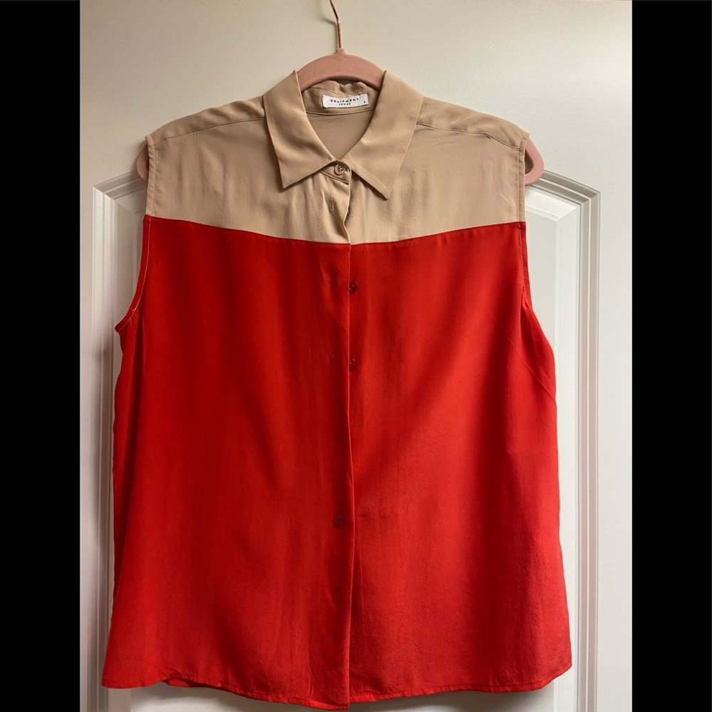 Sleeveless color block shirt